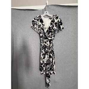 Lauren Ralph Lauren Dress Womens 2 White Floral Wrap Flutter Sleeve Belted